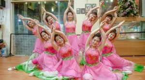 Top 3 Cửa hàng cho thuê trang phục biểu diễn giá rẻ và đẹp nhất Quảng Ninh